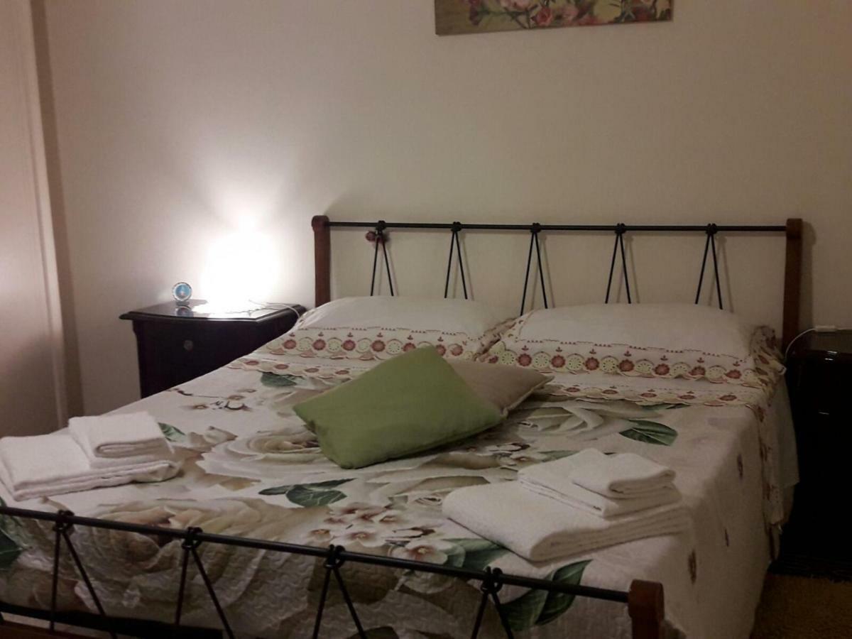 דירות נאפולי Casa Lillina A Toledo , Near Piazza Del Plebiscito מראה חיצוני תמונה