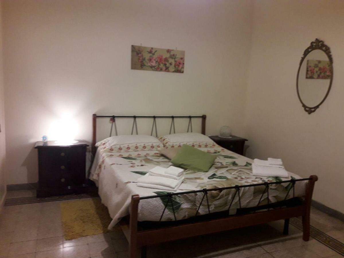 דירות נאפולי Casa Lillina A Toledo , Near Piazza Del Plebiscito מראה חיצוני תמונה