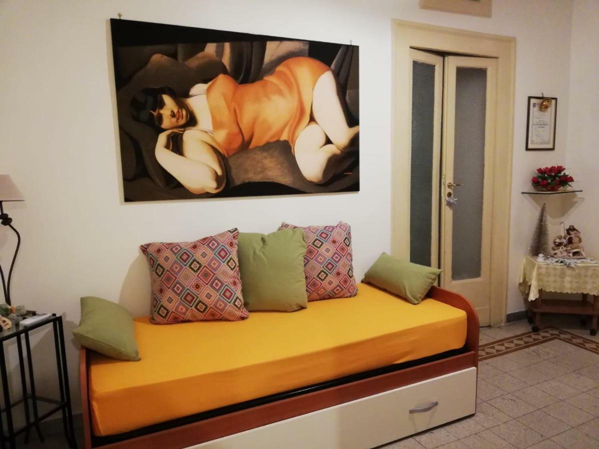 דירות נאפולי Casa Lillina A Toledo , Near Piazza Del Plebiscito מראה חיצוני תמונה