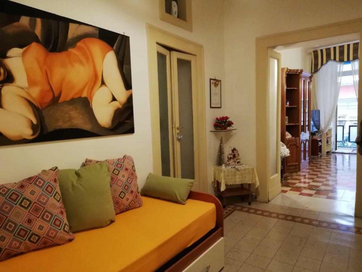דירות נאפולי Casa Lillina A Toledo , Near Piazza Del Plebiscito מראה חיצוני תמונה