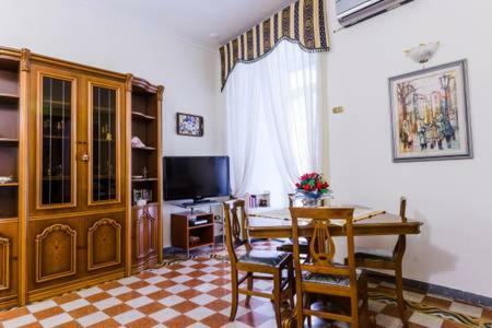 דירות נאפולי Casa Lillina A Toledo , Near Piazza Del Plebiscito מראה חיצוני תמונה