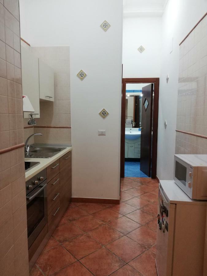 דירות נאפולי Casa Lillina A Toledo , Near Piazza Del Plebiscito מראה חיצוני תמונה